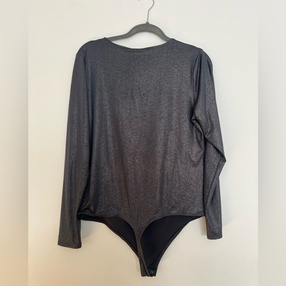 Express Metallic Bodysuit - Picture 5 of 5